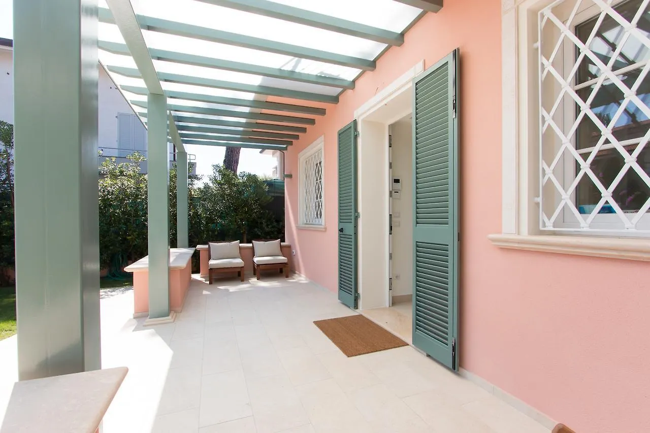 Il Rifugio Villa Marina di Pietrasanta